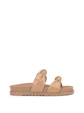 Women Caralyna Flat Sandal - Praline | Jessica Simpson