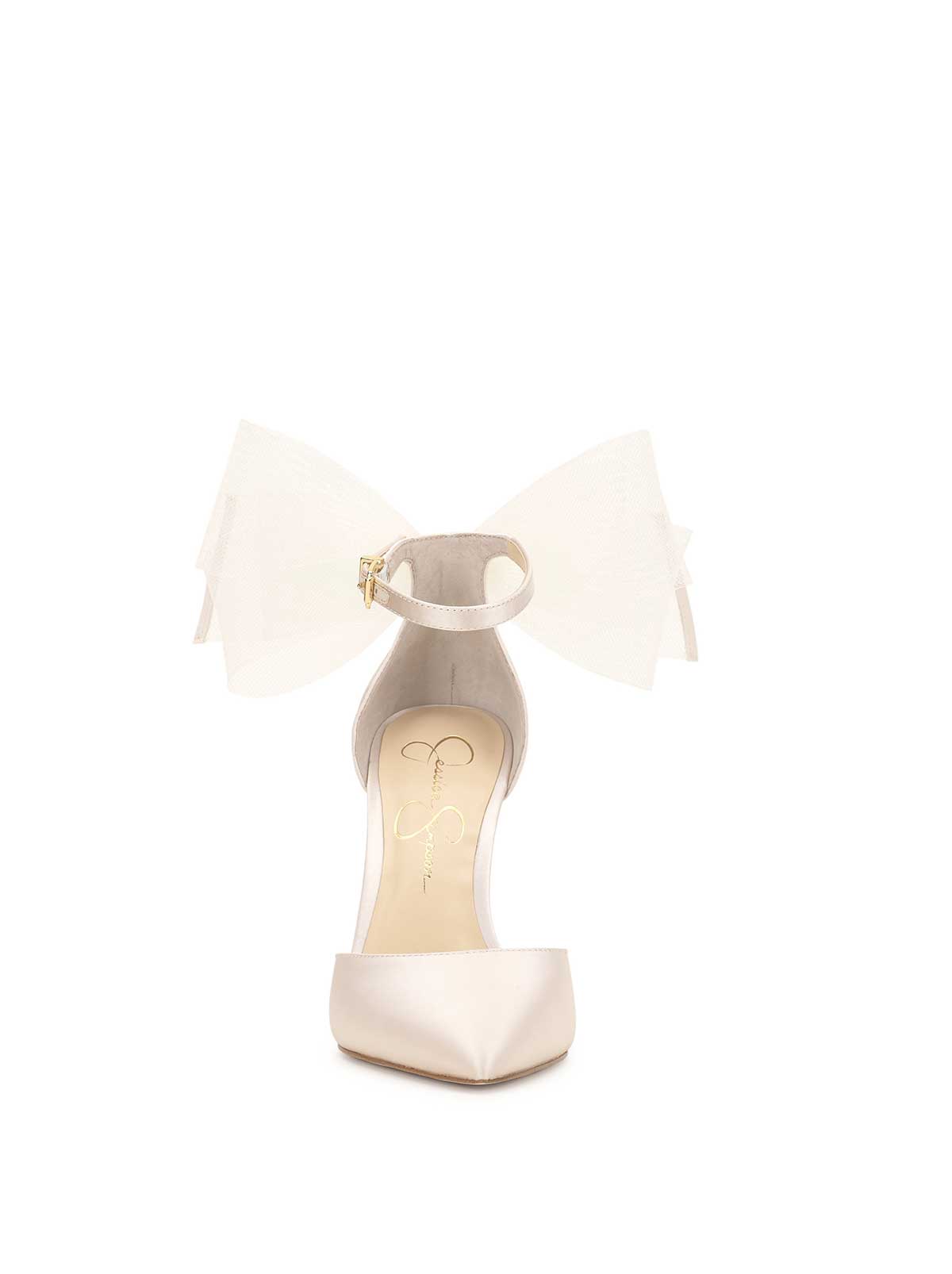 Women Phindies Pump - Off White | Jessica Simpson