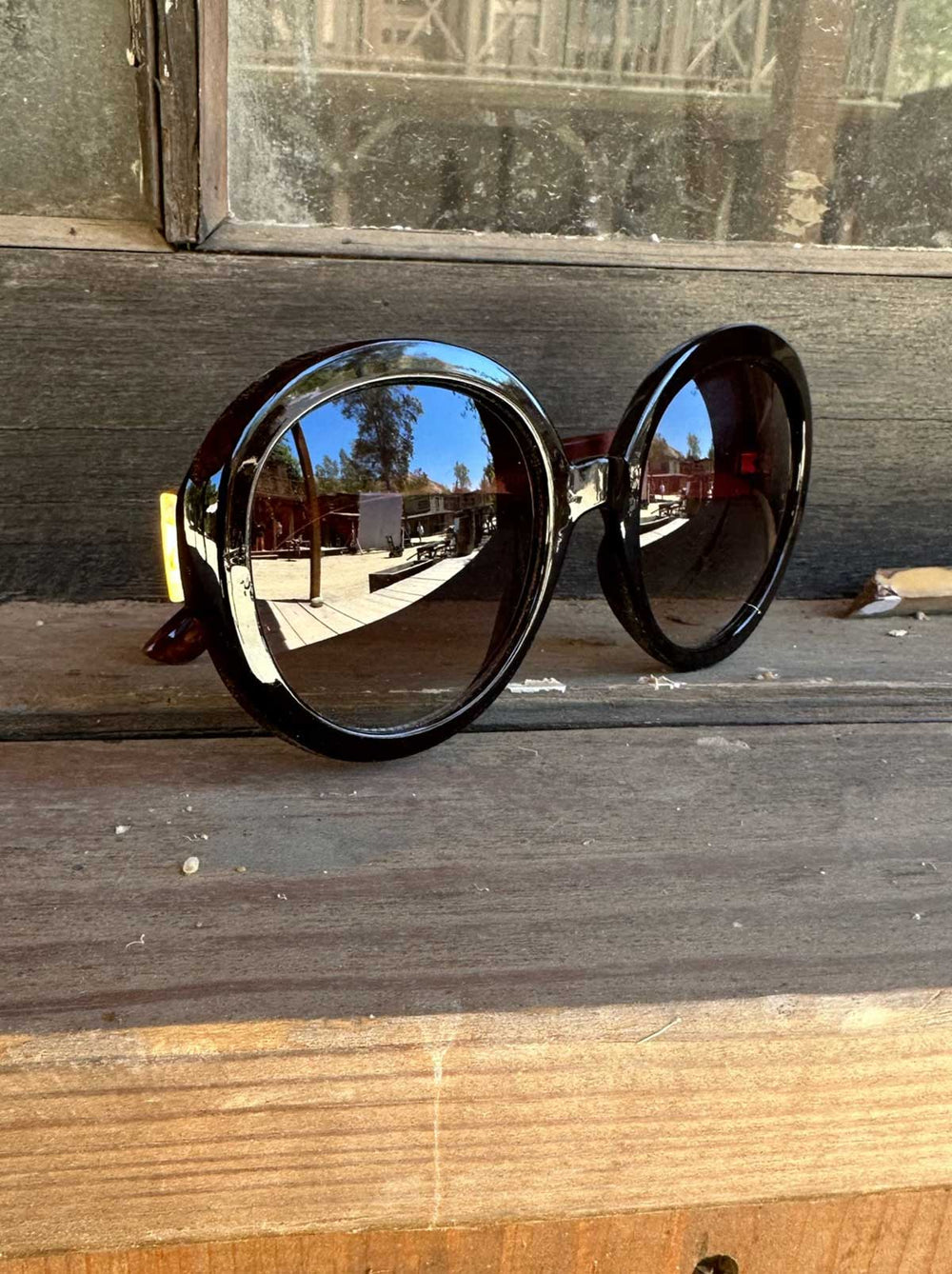 Accessories Oversized Fashionable Round Sunglasses - Tortoise | Jessica Simpson