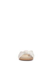 Women Dydra Knotted Flat Sandal - White | Jessica Simpson