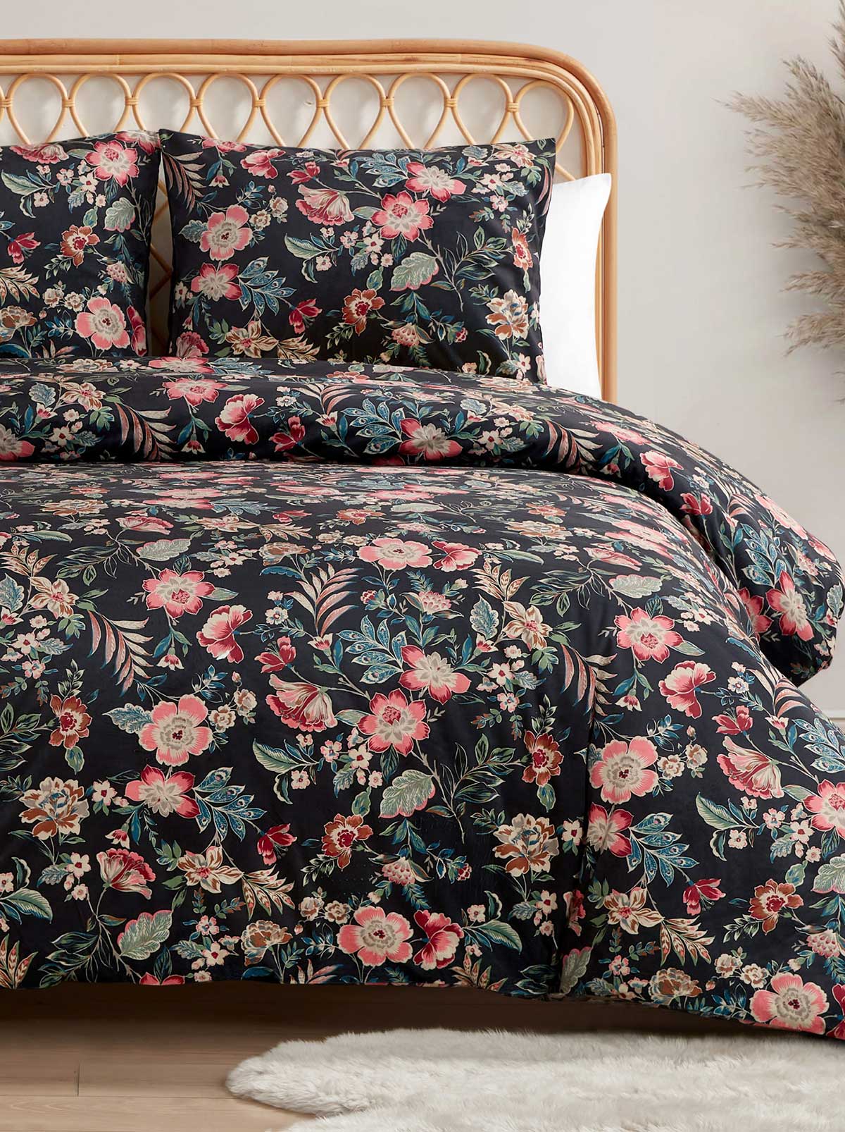 Home Arcadian Blooms Velvet Comforter Set | Jessica Simpson