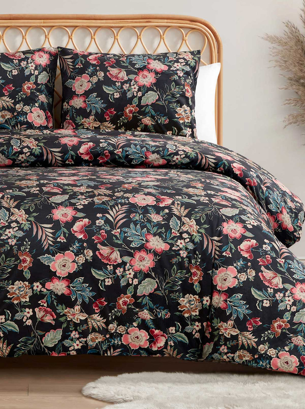 Home Arcadian Blooms Velvet Duvet Cover  Set | Jessica Simpson