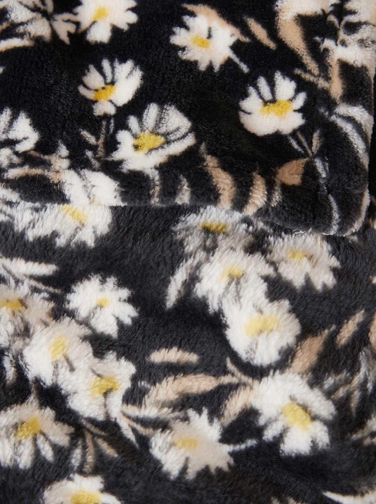 Home Wildflower Park Plush Throw - Black | Jessica Simpson