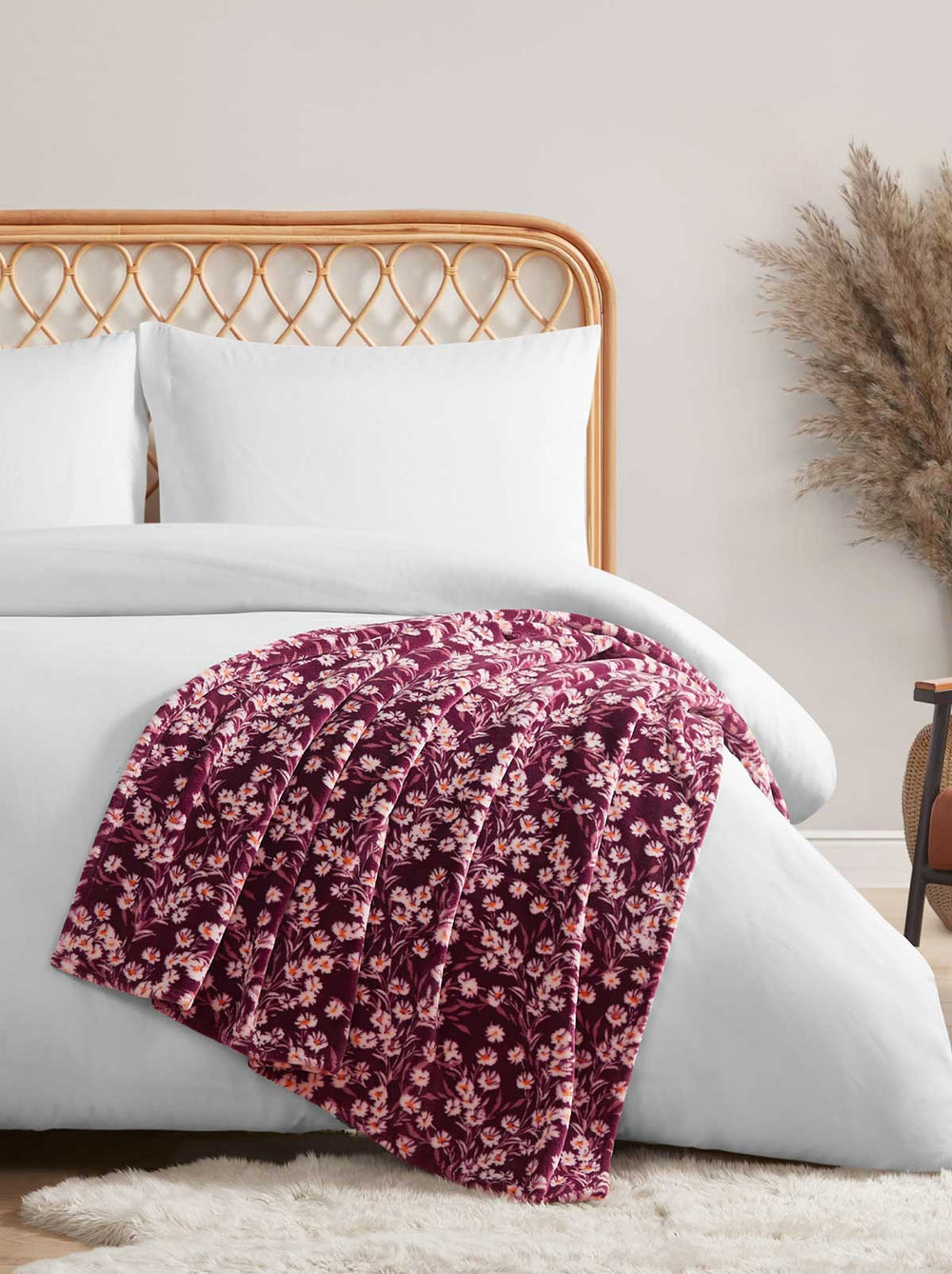Home Wildflower Park Plush Throw - Wine Red | Jessica Simpson