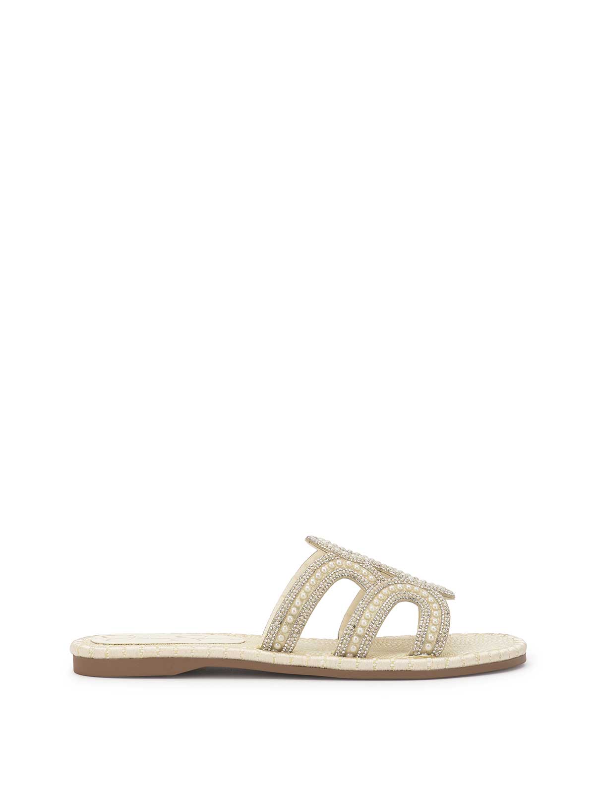 Women Bria Flat Sandal - Ivory | Jessica Simpson