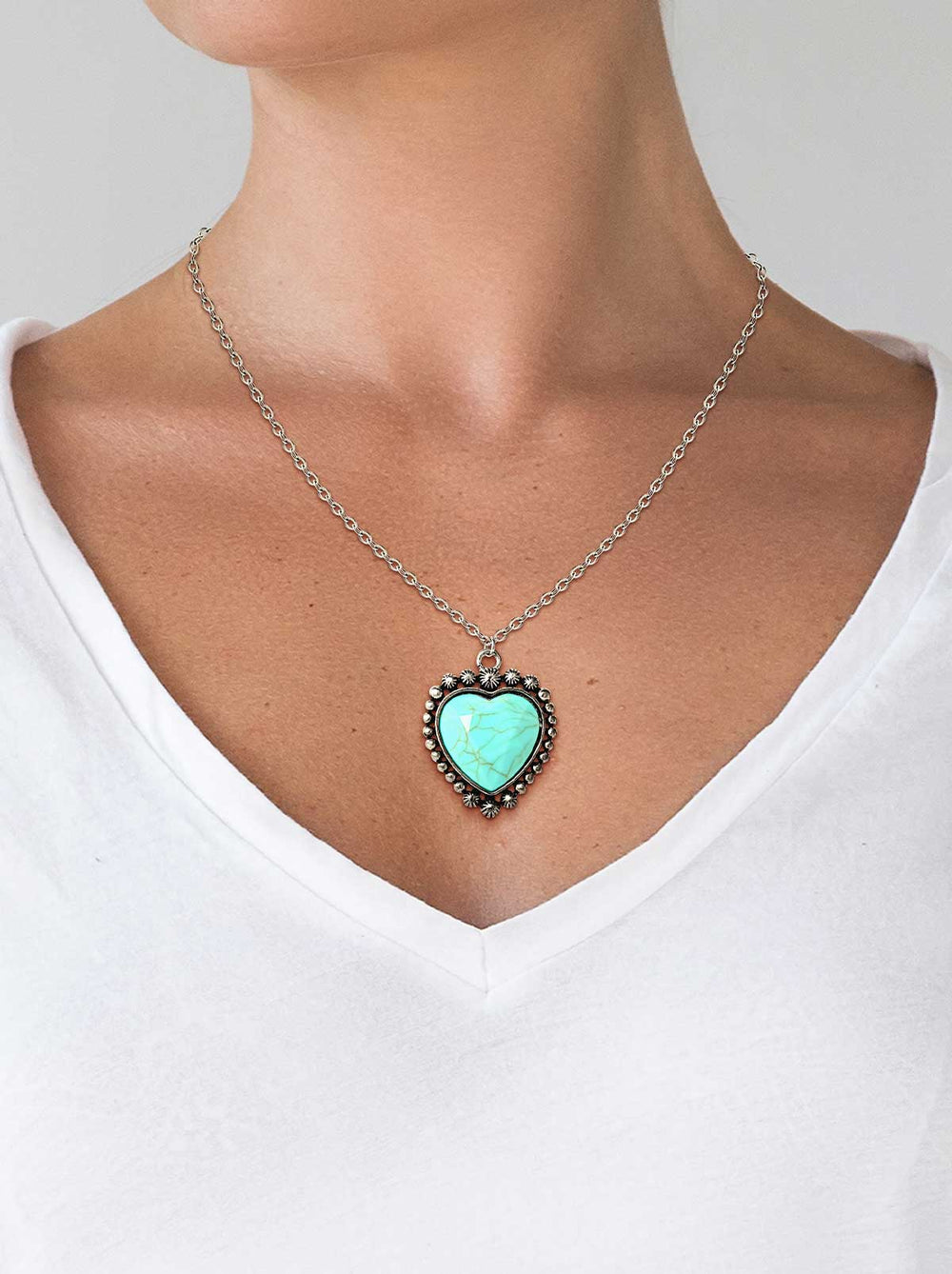 Accessories Turquoise Heart Necklace | Jessica Simpson