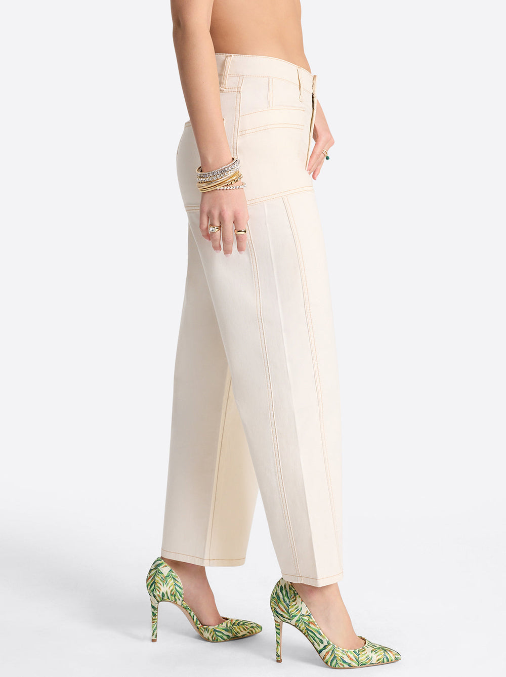 Women Relaxed Barrel Jeans - Ecru | Jessica Simpson