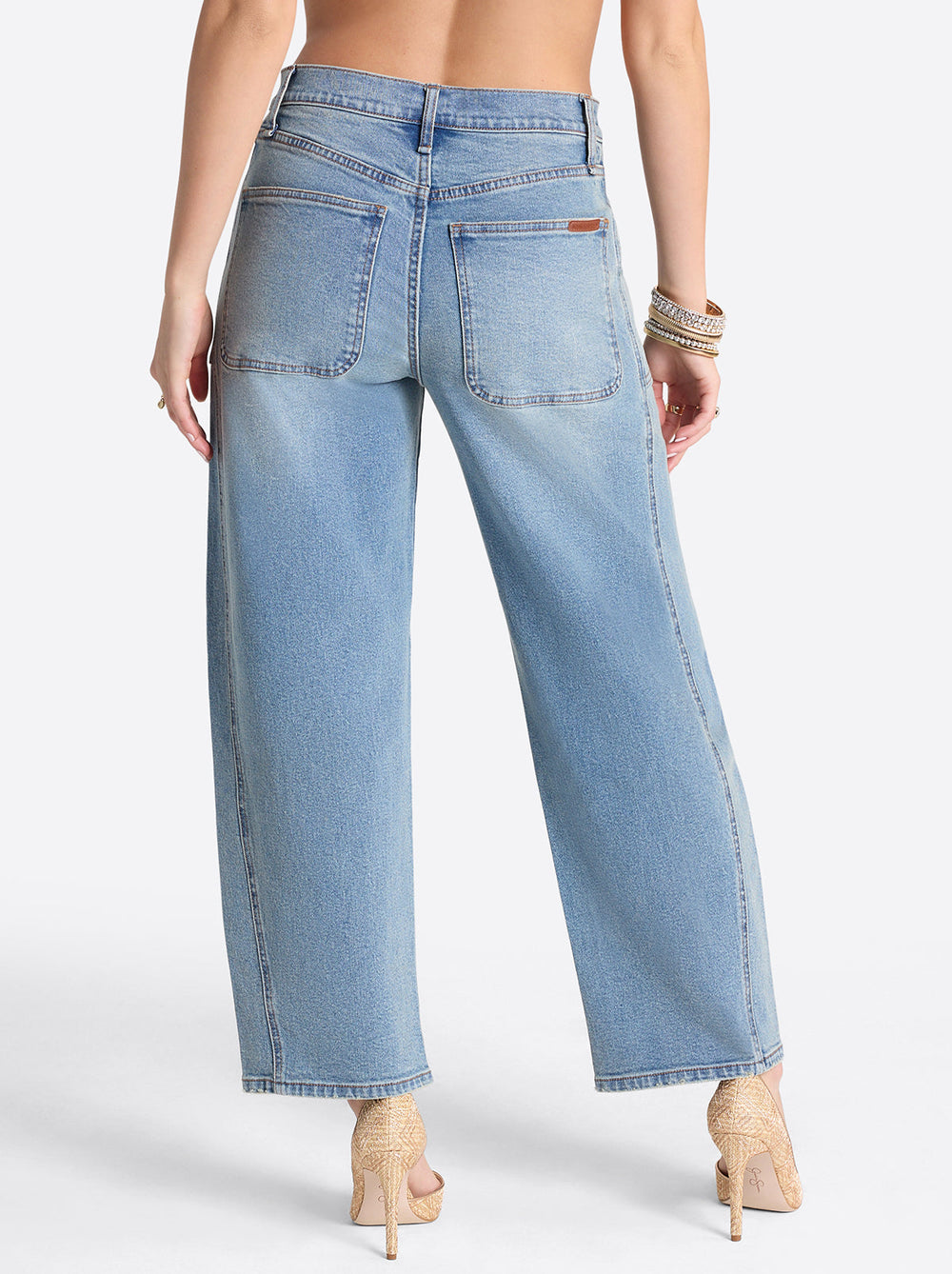Women Relaxed Barrel Jeans - Composer | Jessica Simpson